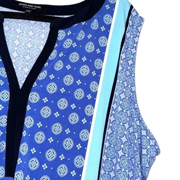 Jones New York Signature 3X Blue Sleeveless Top With Printed Design - Picture 3 of 6